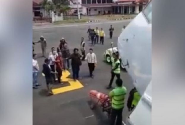 Penumpang protes Sriwijaya Air yang mengangkut durian.