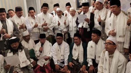 Ulama se Jakarta Timur deklarsi dukung Jokowi-Ma'ruf Amin.