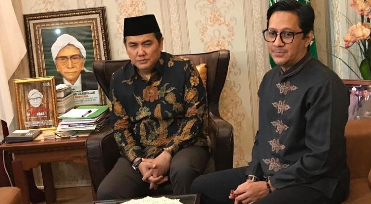 Andre Taulany Saat mendatangi Kantor Pengurus Besar Nahdlatul Ulama (PBNU), Jl. Kramat Raya, Senen, Jakarta Pusat.