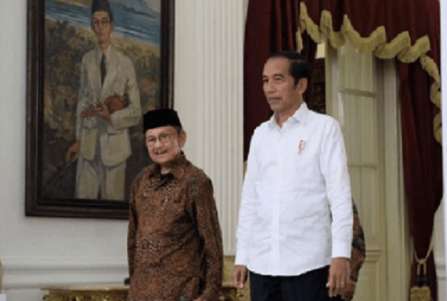 Jokowi dan BJ Habibie.