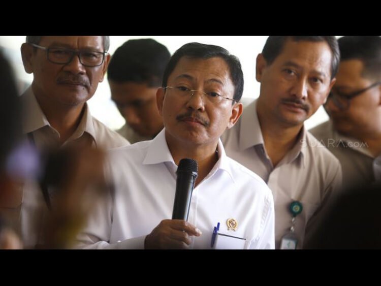 Menteri Kesehatan Bertanggung Jawab,Bila "Virus" Ini Menyebar,Dr Anang Iskandar (Aktivis & Pemerhati Kesehatan) Menteri Kesehatan Bertanggung Jawab