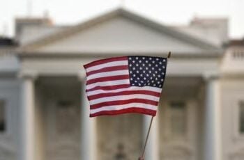 Kedubes AS di Indonesia Pulangkan Warga Amerika Di Bawah 21 Tahun