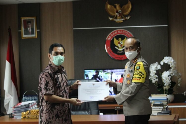 Selamatkan Anak dari Paham Radikalisme,Kombes Ngajib Diganjar Penghargaan,Kepala BNPT Komjen Pol. Suhardi Alius Selamatkan Anak dari Paham Radikalisme