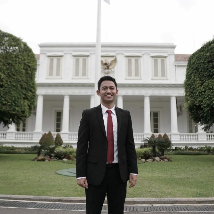 Belva Devara (Staf Khusus Presiden Joko Widodo): Saya Mengundurkan Diri Belva Devara (Staf Khusus Presiden Joko Widodo): Saya Mengundurkan Diri