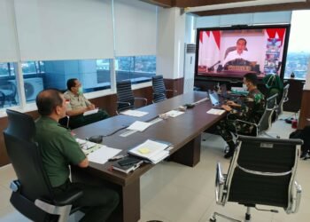 Doni Monardo Pakai Seragam Militer, Viral atau Diviralkan?