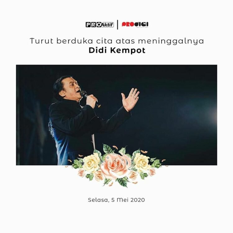 Penggemar Bacakan Doa Tahlil di Depan Pusara Almarhum Didi Kempot