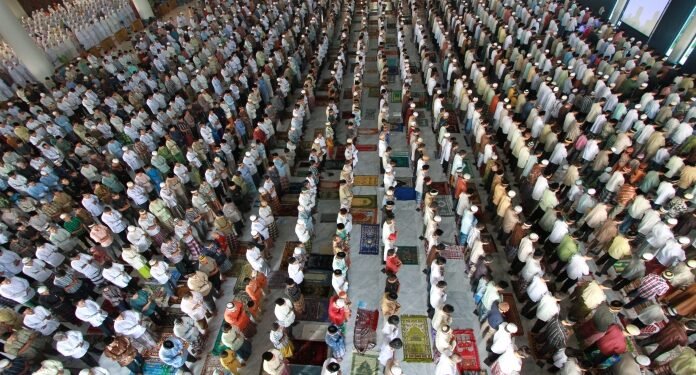 Fatwa MUI: Shalat Idul Fitri Boleh Dilakukan Berjamaah Tanpa Khutbah