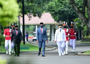 Tito Karnavian Memonitor Pelaksanaan Pembatasan Sosial Berskala Besar (PSBB) di Kota Penyanggah Ibu Kota