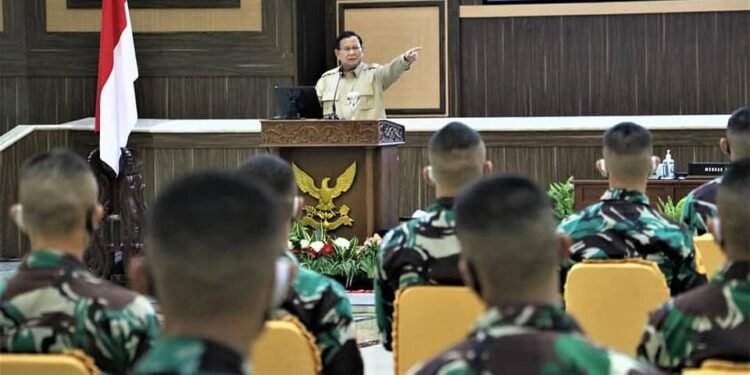 Menhan Minta Perwira Muda Harus Siap Perang Menhan Minta Perwira Muda Harus Siap Perang