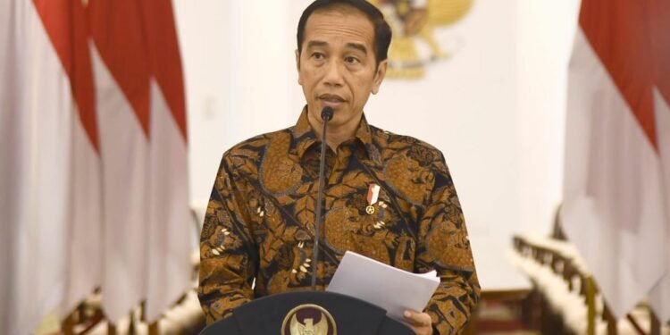 Jokowi: “Perekonomian Hanya Bisa Diselamatkan Oleh Anggaran Pemerintah”
