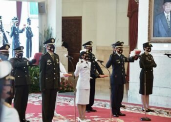 KSAL Dampingi Presiden RI Lantik 750 Perwira TNI-Polri