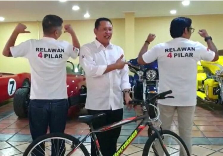 Nge-Vlog Bareng Andre Taulani dan Gading Marten