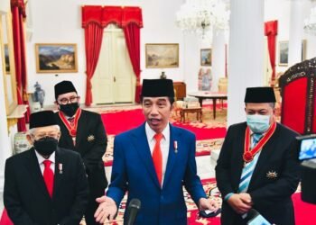 Fadli Zon dan Fahri Hamzah, Nama Penerima Penghargaan RI Yang Dibicarakan Publik