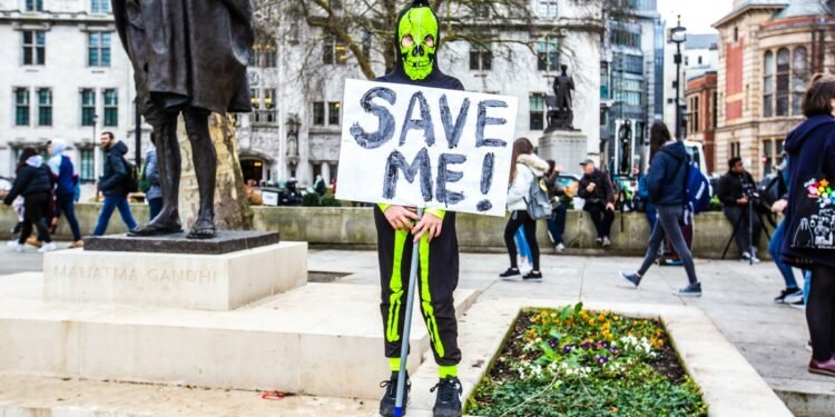 Pollution Has Killed Five Times as Many People as COVID This Year