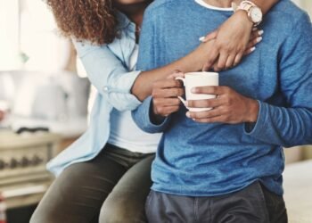 Pertanyaan ‘Apa Apakah Kami?’  Percakapan Datang Lebih Awal Musim Manset Ini