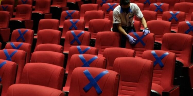DKI Adaptasi Nonton di Bioskop