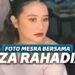 Prilly Latuconsina Unggah Foto Mesra bersama Reza Rahardian