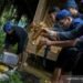 Madu Palsu Dimusnahkan Oleh Warga Baduy