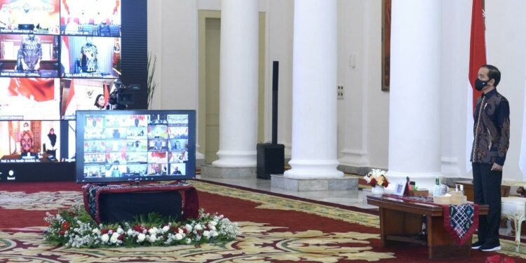 Presiden: Pentingnya Keseimbangan “Gas dan Rem”