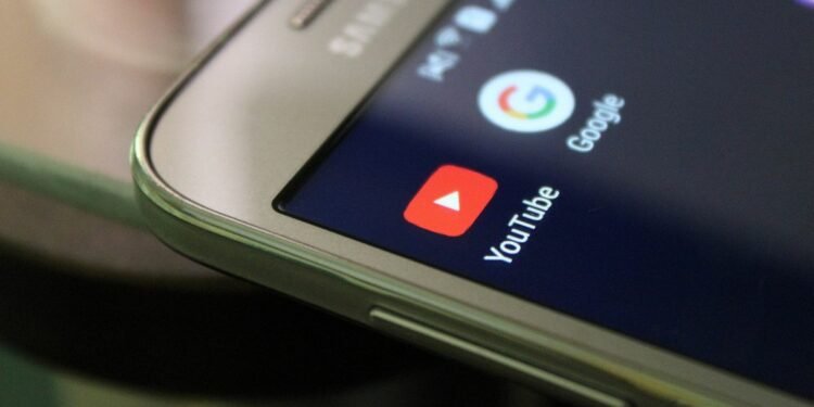 Fitur “Cek Fakta” di Konten Berita YouTube Indonesia