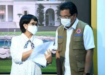 Pemerintah Tutup Sementara Perjalanan WNA ke Indonesia
