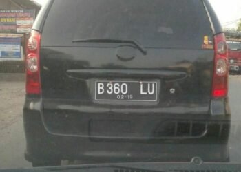 Plat Nomor Kendaraan Bermakna Kata