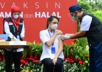 Vaksin Covid-19 Tak Bisa Untuk Diet