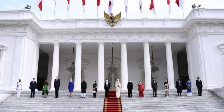 Presiden Jokowi Terima Surat Kepercayaan Tujuh Duta Besar Negara Sahabat