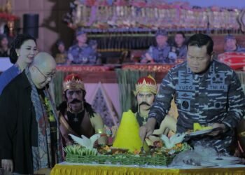 Lestarikan Seni Budaya, Kolaborasi TNI AL-Laskar Indonesia Pusaka Suguhkan Lakon ‘Pandowo Boyong’
