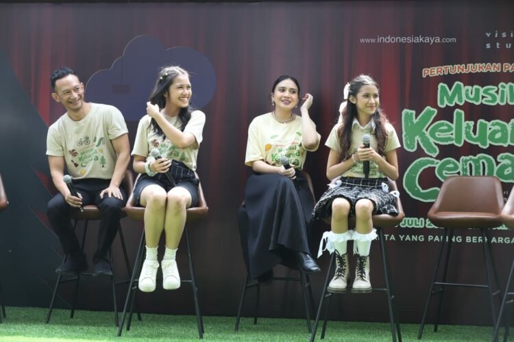 Jangan Sampai Kehabisan! Tiket Early Bird Pertunjukan Panggung Musikal Keluarga Cemara Dijual Mulai 1 Juni 2024