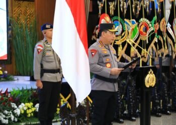 Kapolri Pimpin Upacara Kenaikan Pangkat dan Sertijab Sejumlah Pati Polri
