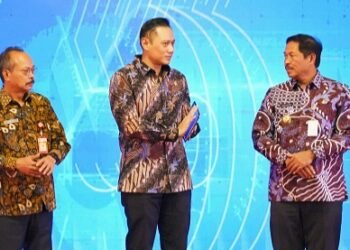 Menteri AHY Resmikan Sertipikat Tanah Elektronik di Jawa Tengah