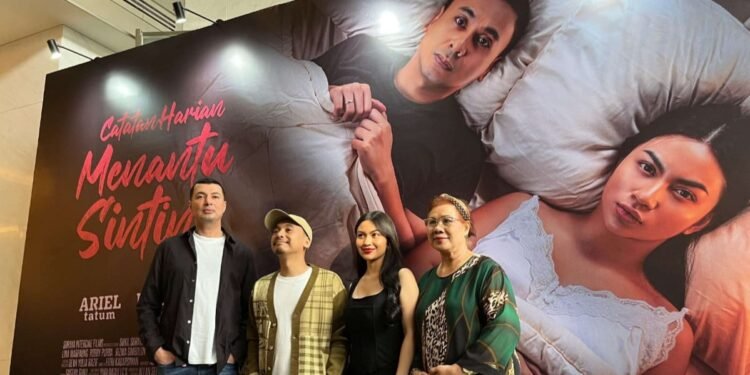 Soraya Intercine Films Rilis Trailer Film “Catatan Harian Menantu Sinting”, Siap Tayang 18 Juli 2024