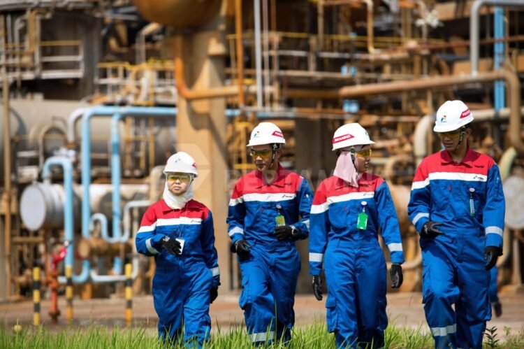 Transformasi BUMN Hantarkan Pertamina ke Peringkat Pertama dalam Fortune Indonesia 100