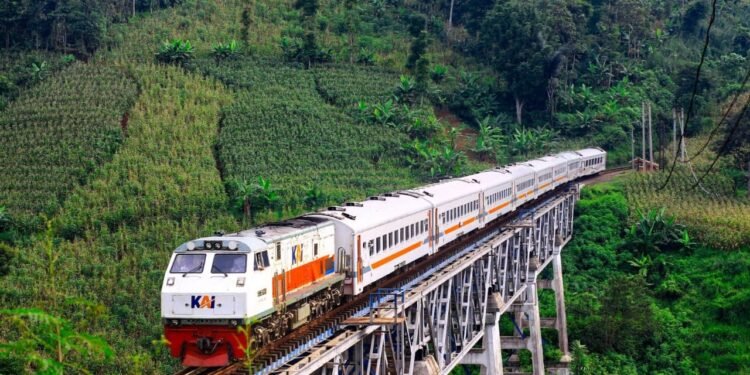 KAI Umumkan Perubahan Jadwal Perjalanan Kereta Api Mulai 1 September 2024