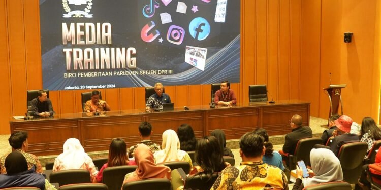 Kompas TV Kolaborasi dengan DPR RI Gelar Media Training Tingkatkan Skill Peliputan Sambut DPR Baru 2024-2029