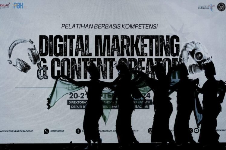 Kemenparekraf Gelar Pelatihan Content Creator dan Digital Marketing untuk Pelaku Ekraf di Banyuwangi