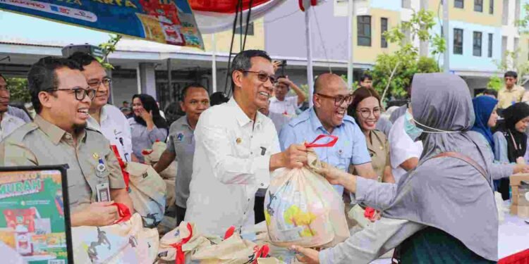 Pemprov DKI Distribusikan 5.389 Paket Makanan untuk Siswa dalam Program Makan Bergizi Gratis (MBG)