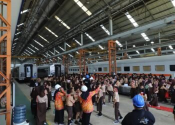 KAI Gelar Open House, Ribuan Masyarakat Kunjungi Balai Yasa Manggarai