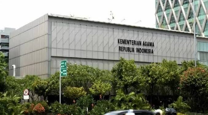 Kemenag Jelaskan Penyesuaian Siaran Azan Magrib saat Misa Bersama Paus Fransiskus