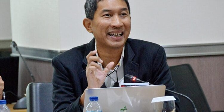 Dwi Rio Sambodo Anggota DPRD DKi Jakarta Tunda Pemilihan Anggota LMK