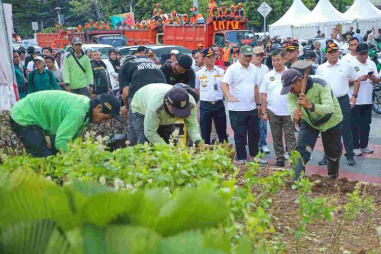 Jakarta Kembali Bersih Pascapelantikan Presiden dan Wakil Presiden RI