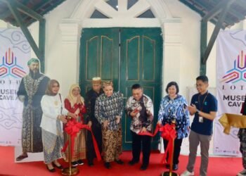 Kementrian Pariwisata Tingkatkan Kunjungan Wisatawan ke Keraton Kasepuhan Cirebon Lewat ‘Museum CAVE AI LOTUS’