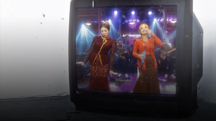 aku tenang ochi alvira