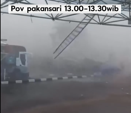 video hujan badai cibinong