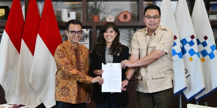 pemerintah larang anak main medsos dibawah 16 tahun