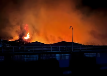 kebakaran besar di kampung bahagia