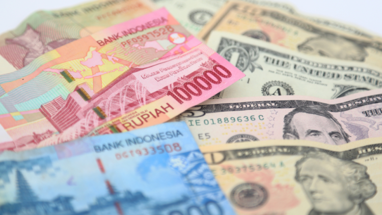 rupiah tembus Rp18.000 per dolar