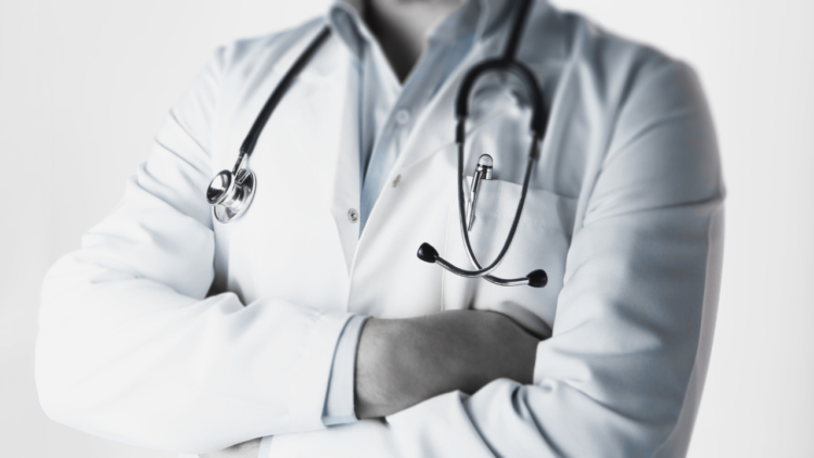 dokter internship meninggal