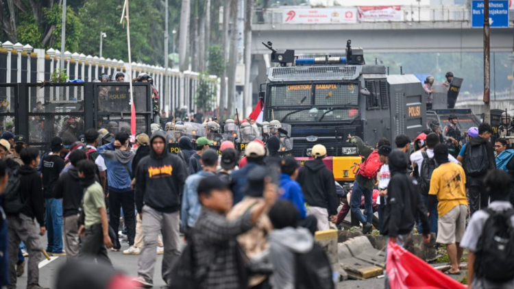 aksi 27 Agustus aksi 27 Agustus